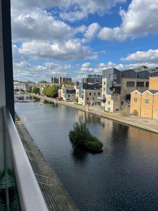 Apartment Modern W/ Canal View