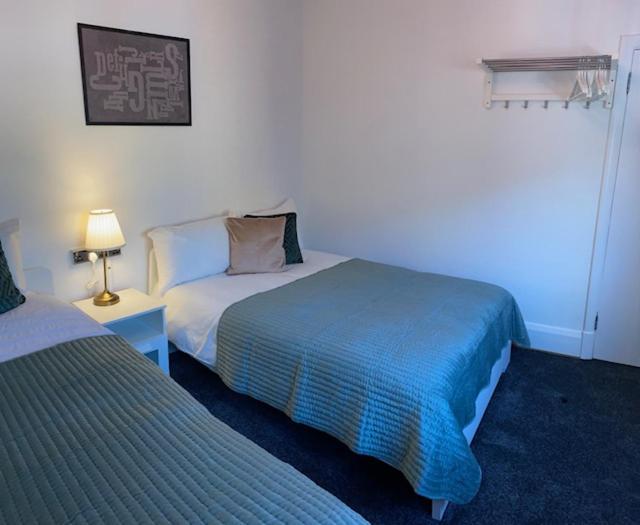 Guest house Camden Town Parkway