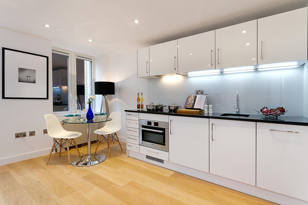 Fetter Lane Apartment