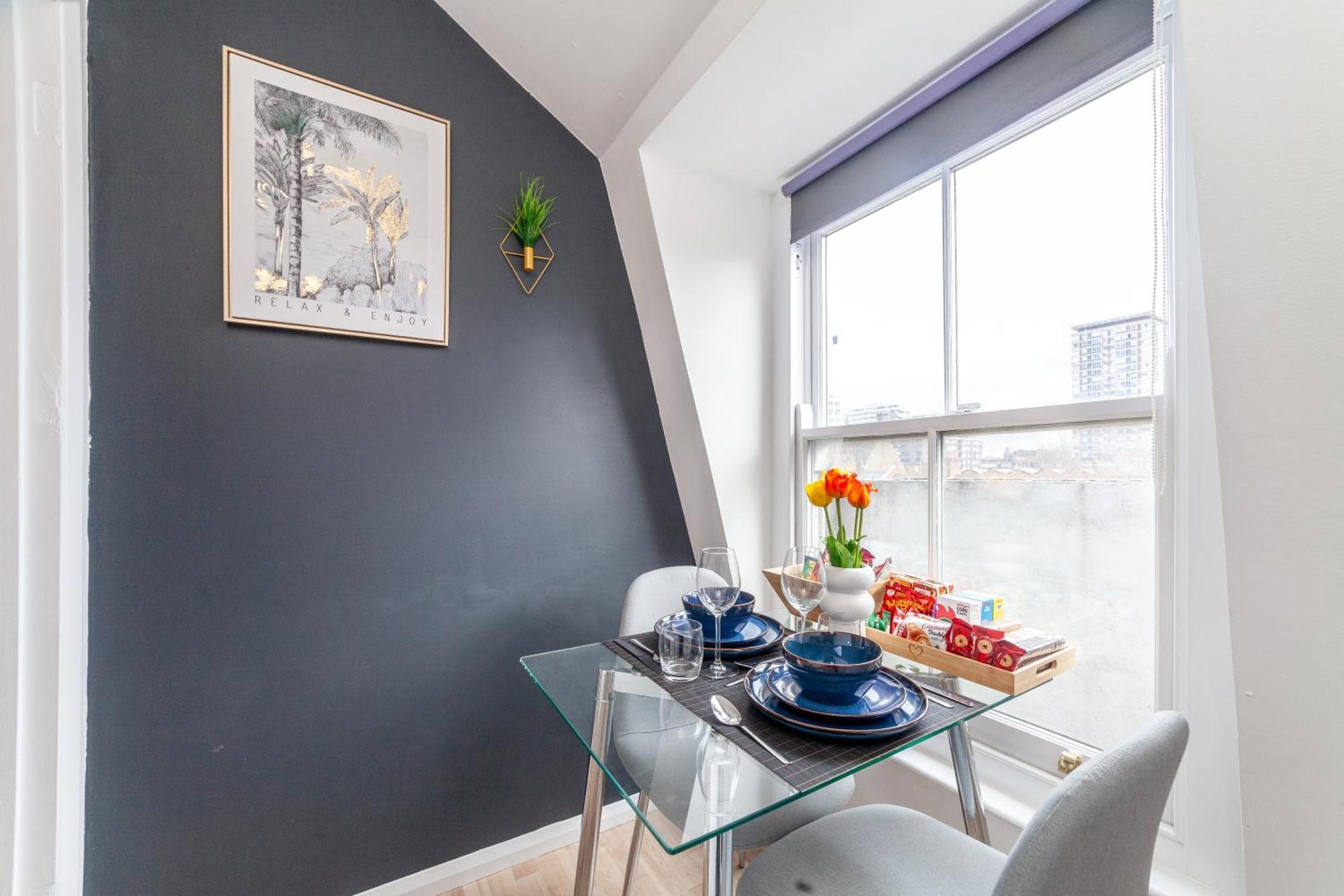 Apartment Praed London