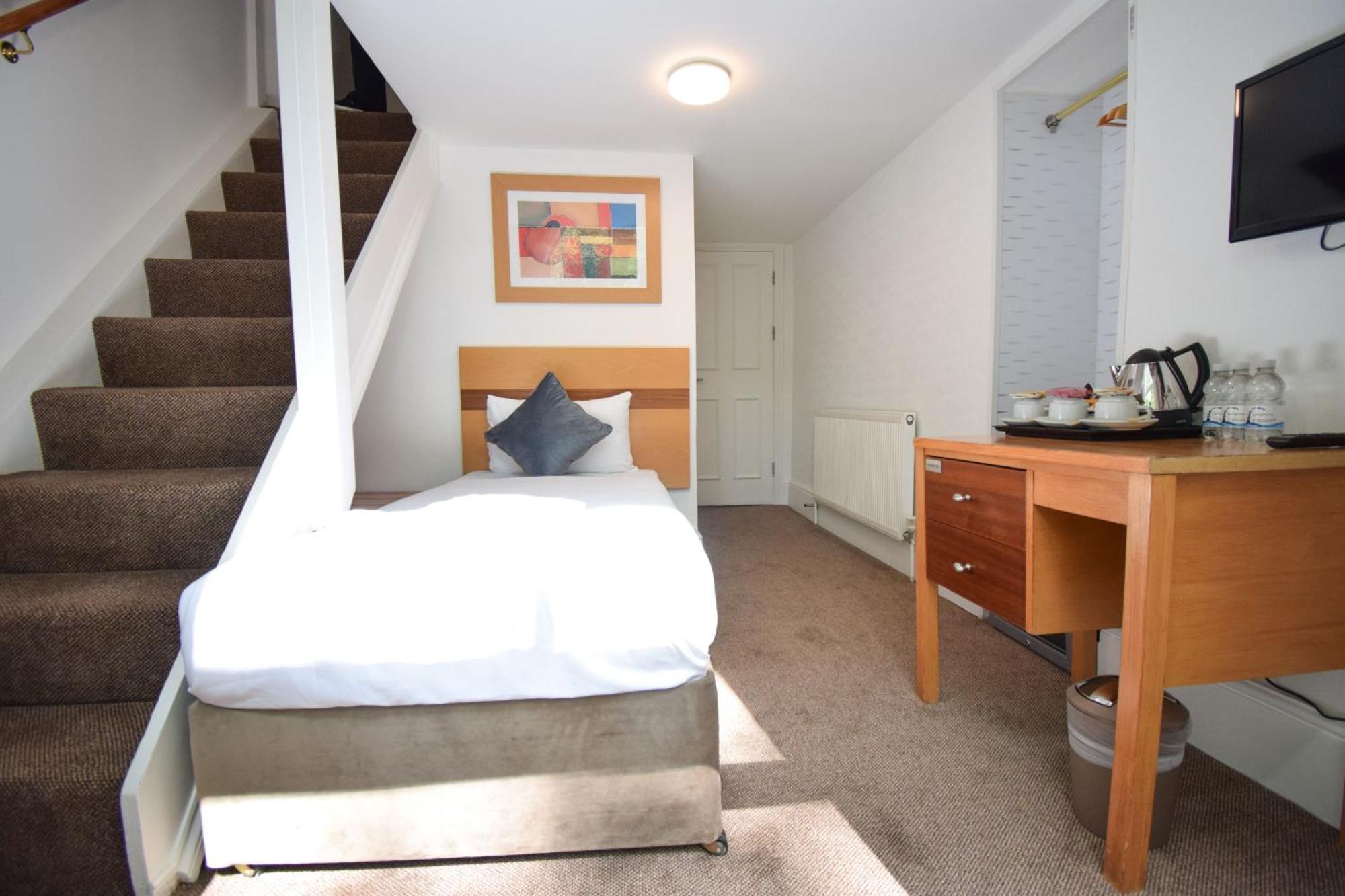 Hotel Pembridge Palace London