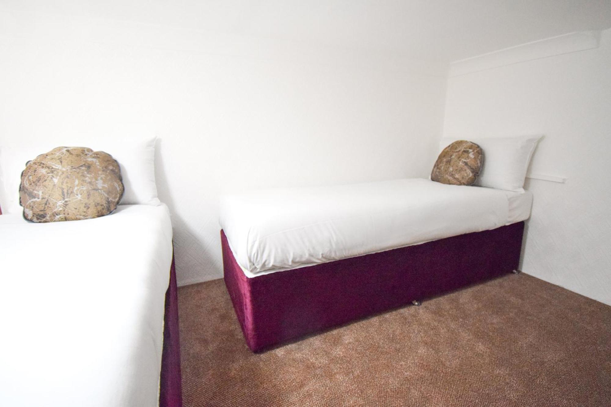 Hotel Pembridge Palace 3*