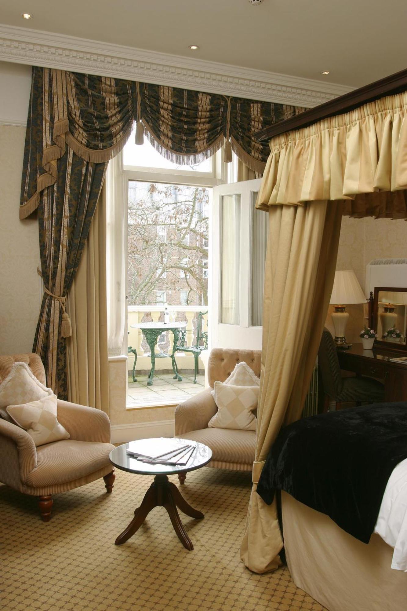 Hotel The Colonnade London