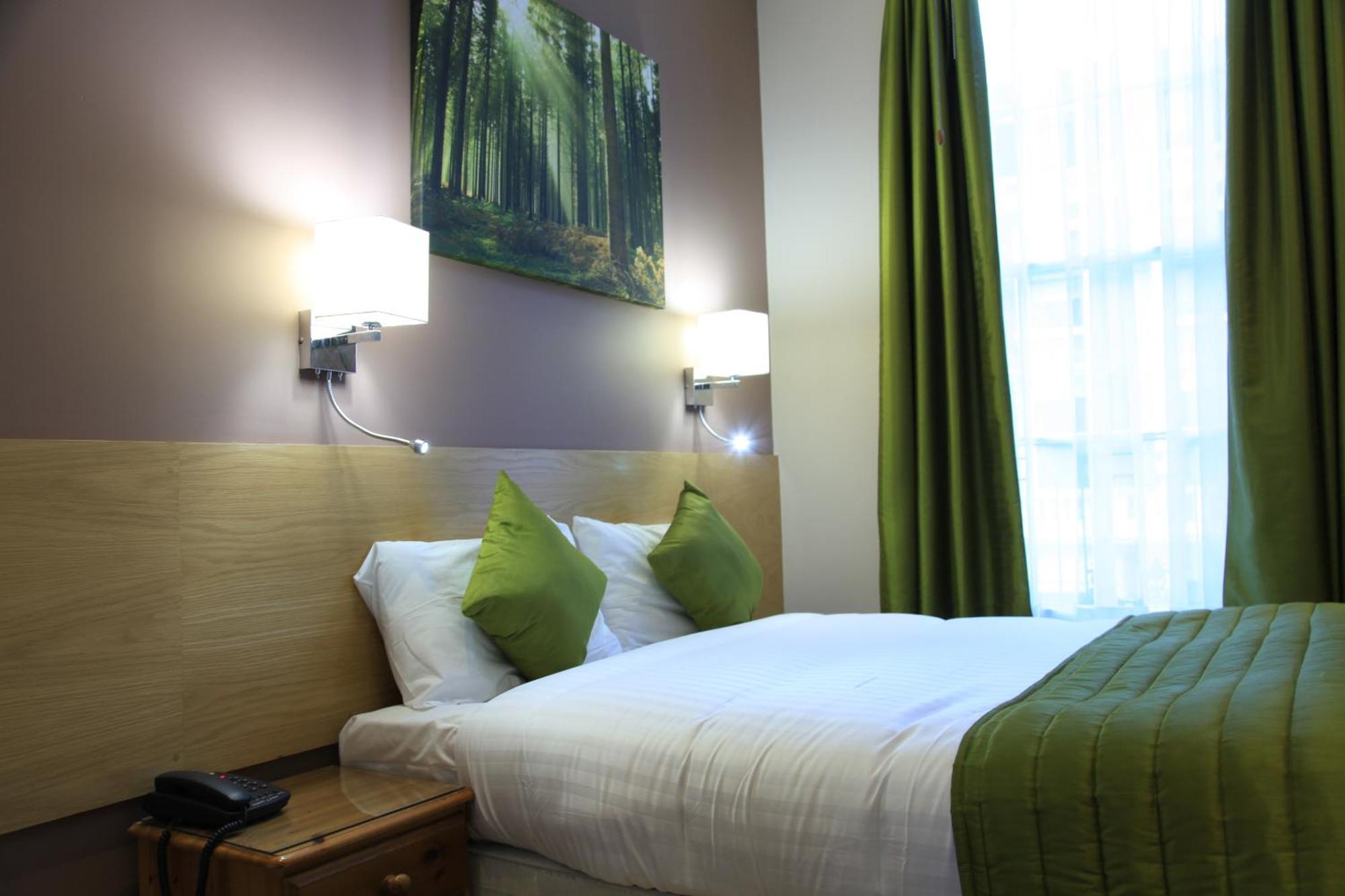 Hotel Sheriff 3*