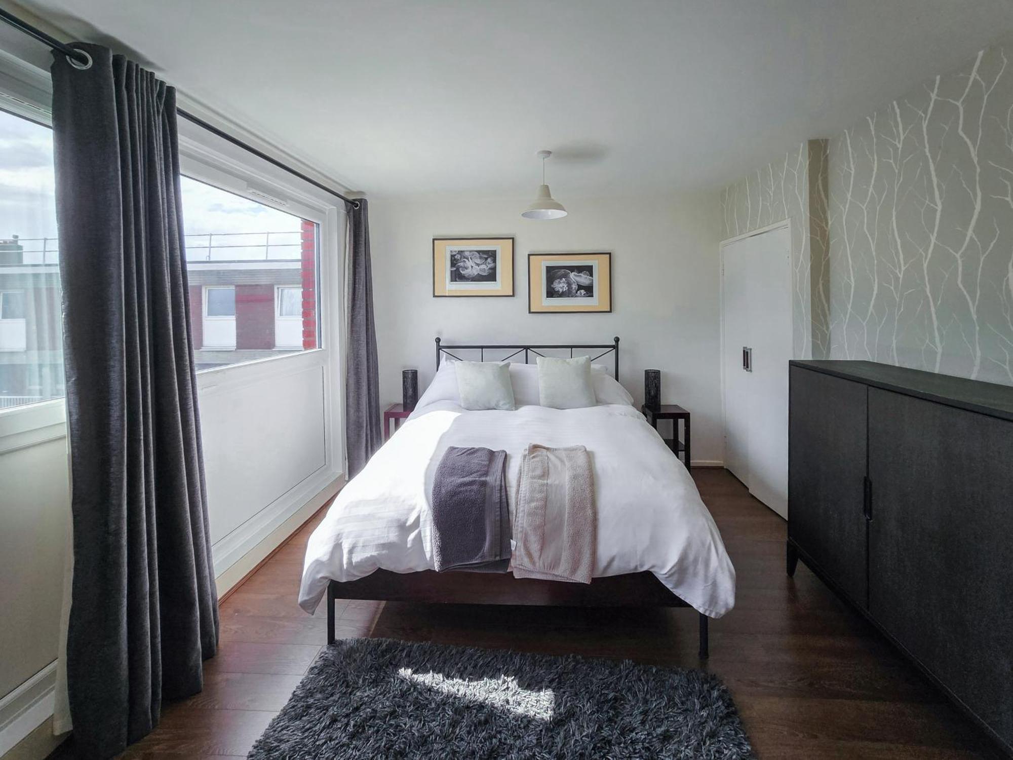 Apartment Modern Central Family-home For 6