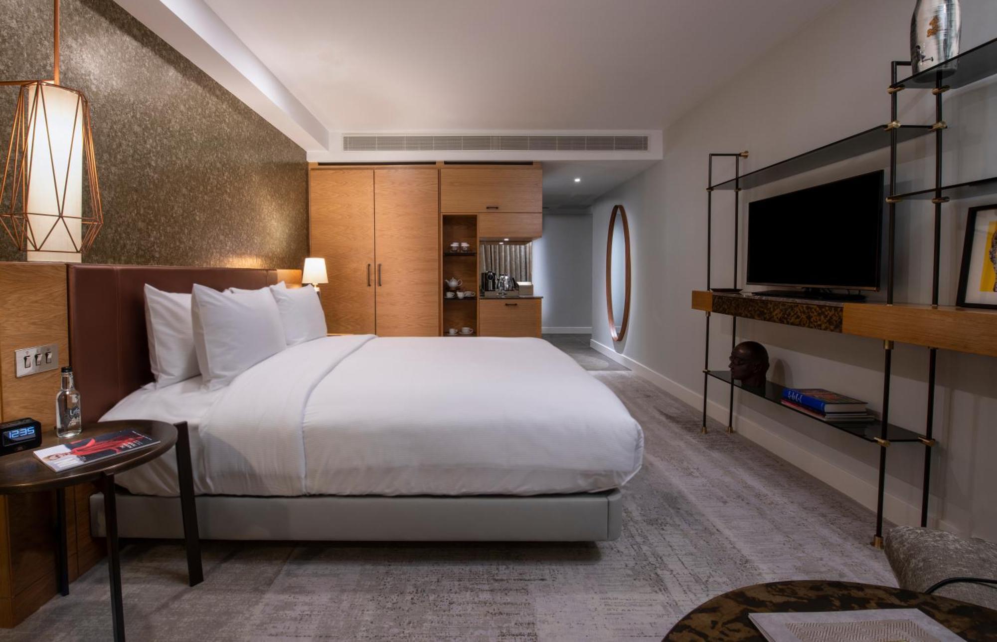 Lincoln Plaza London, Curio Collection By Hilton Londres
