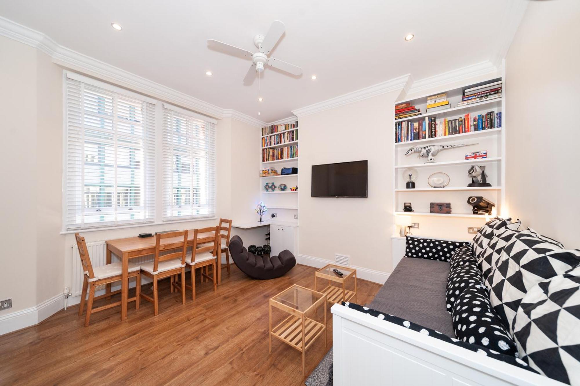 Apartment - Great Location *