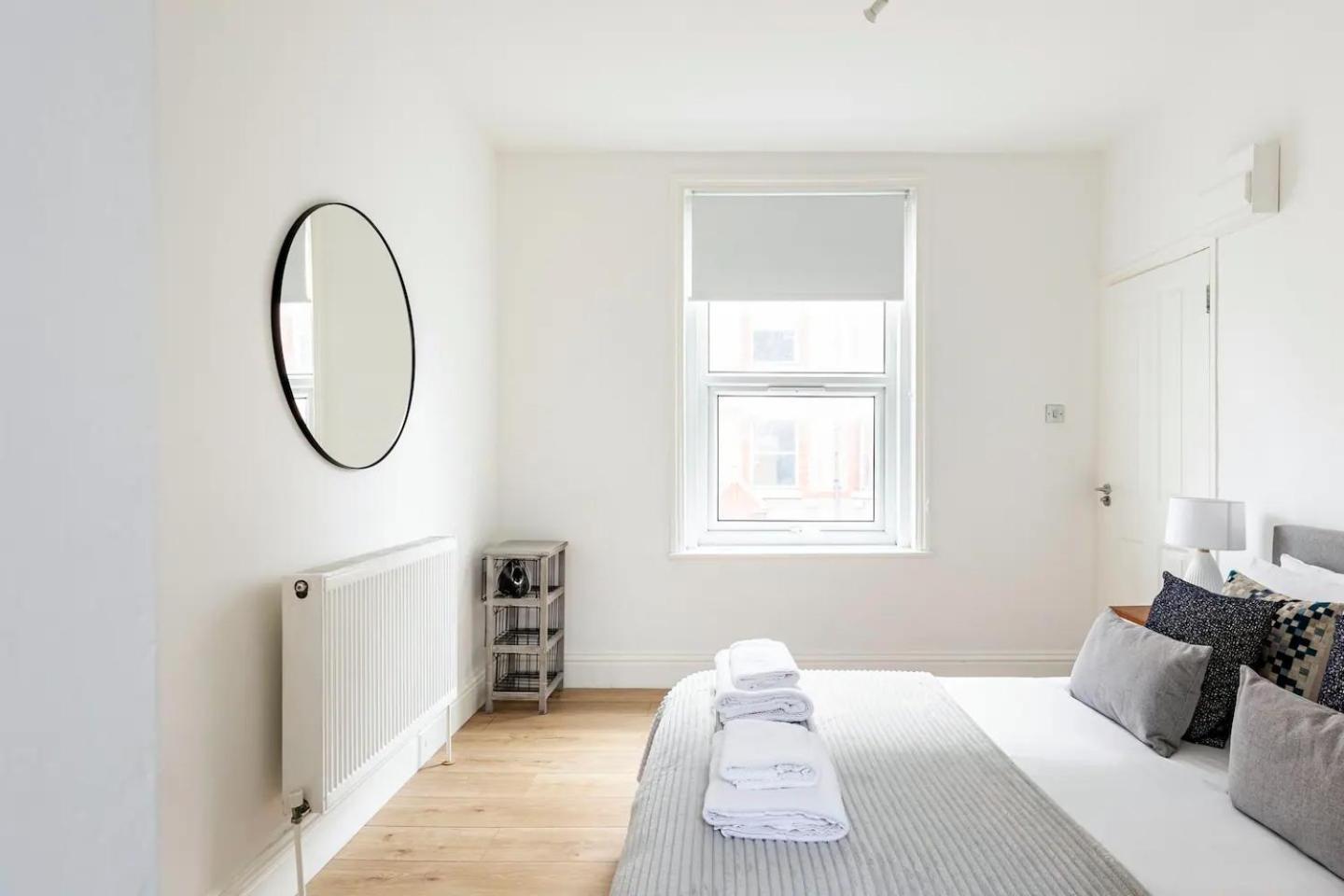 Apartment Stylish One Bedroom In Greater London