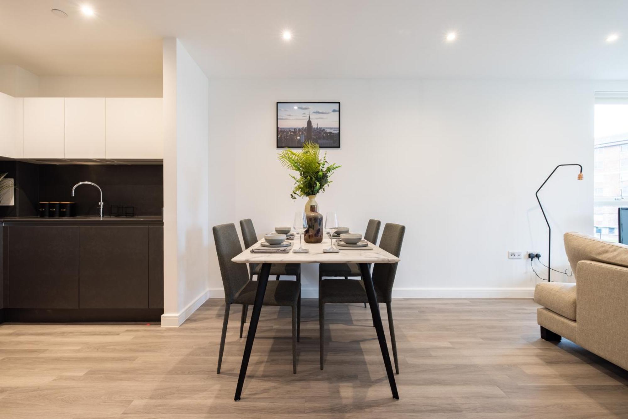 Apartment The Acton Luxury London