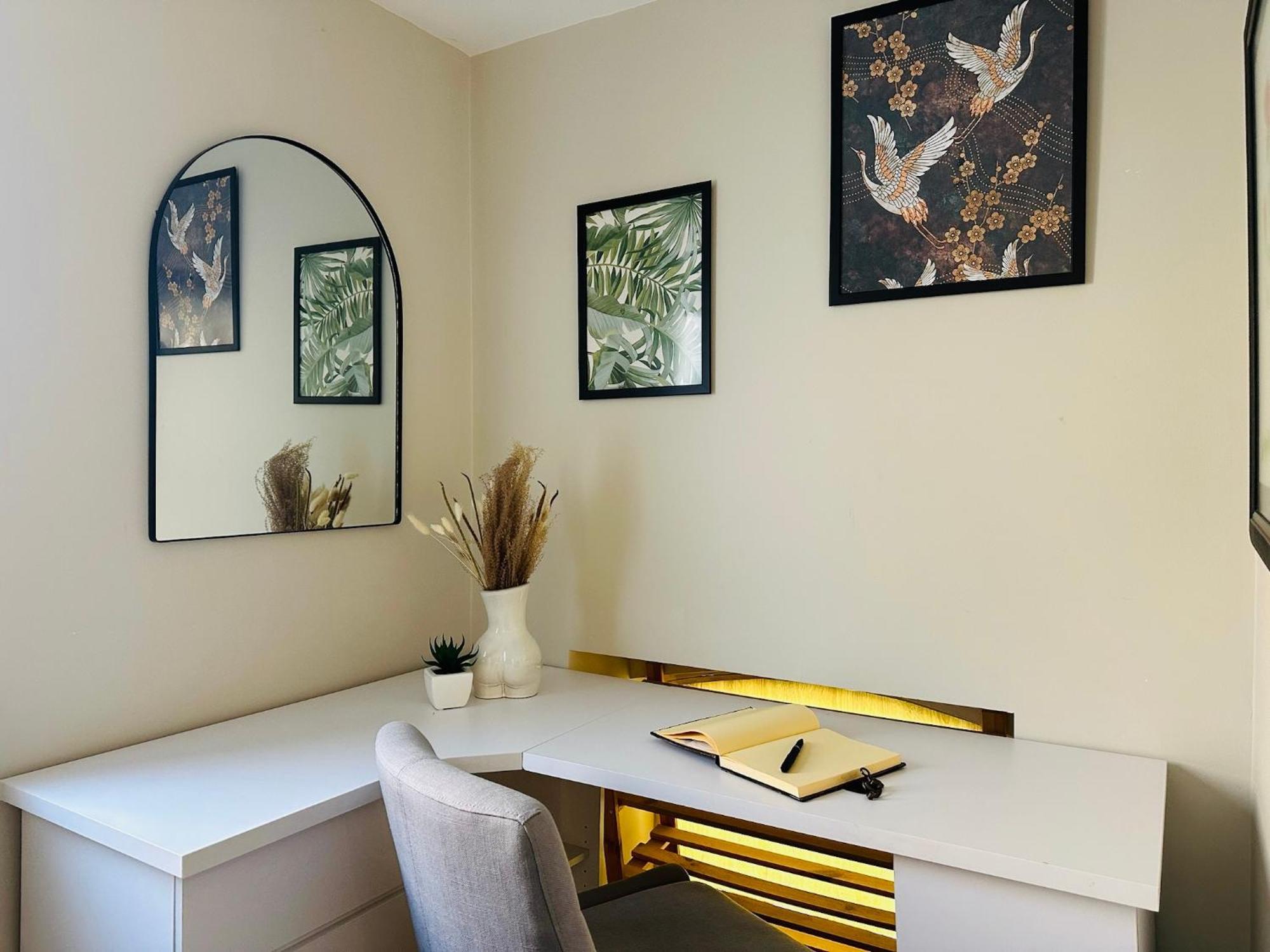 Apartment Stylish, Modern In London