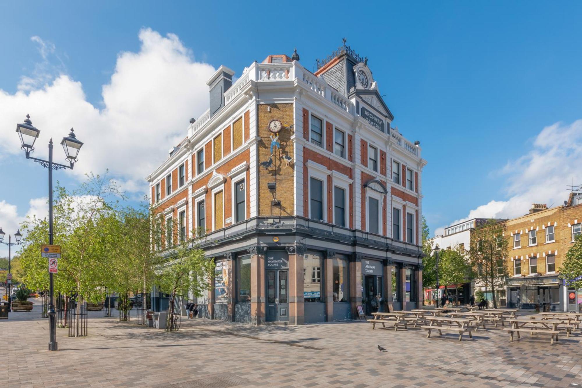 Apartment Archway Station London