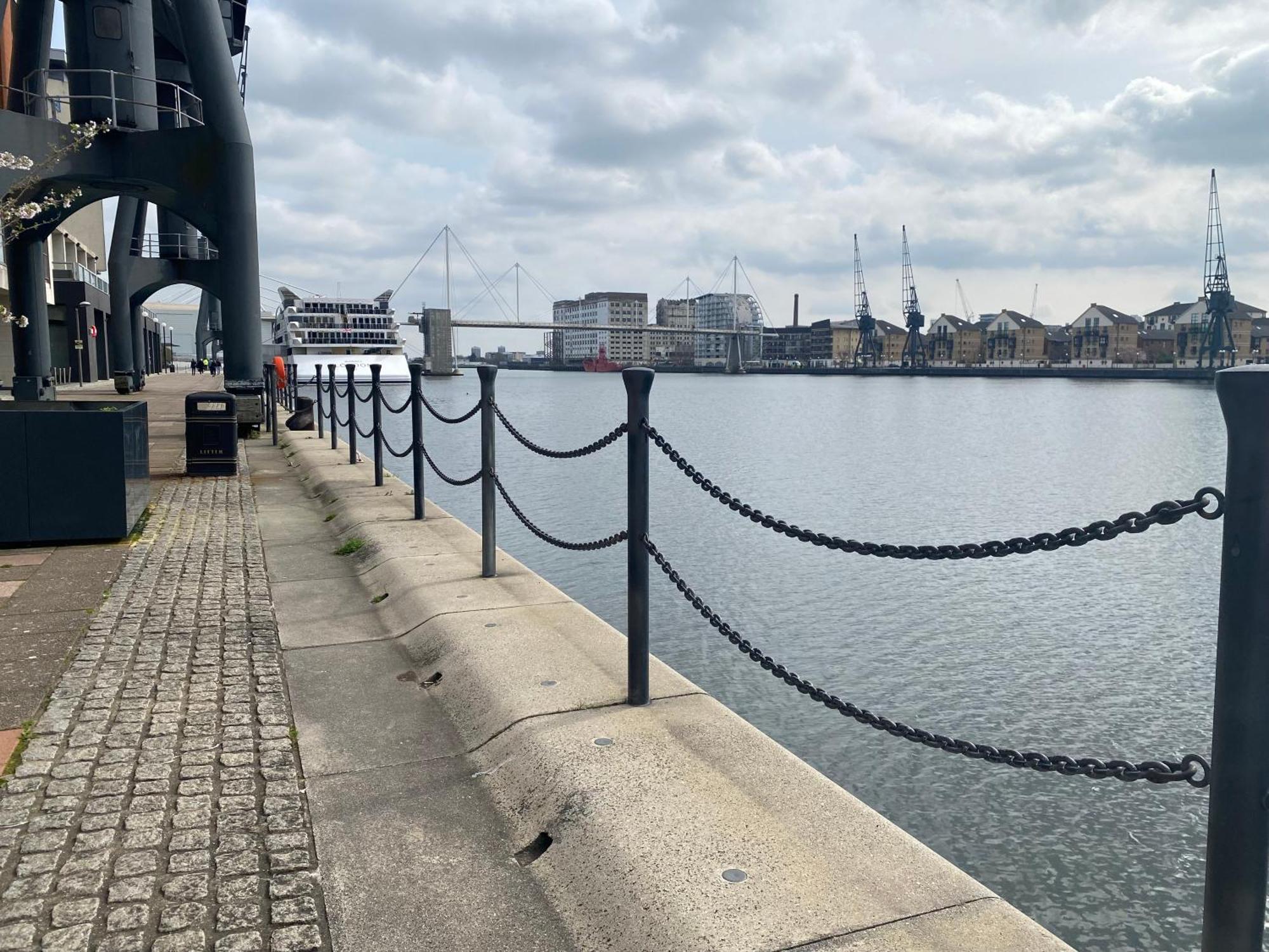 Apartment Cosy 3 Bed Penthouse In Royal Docks *