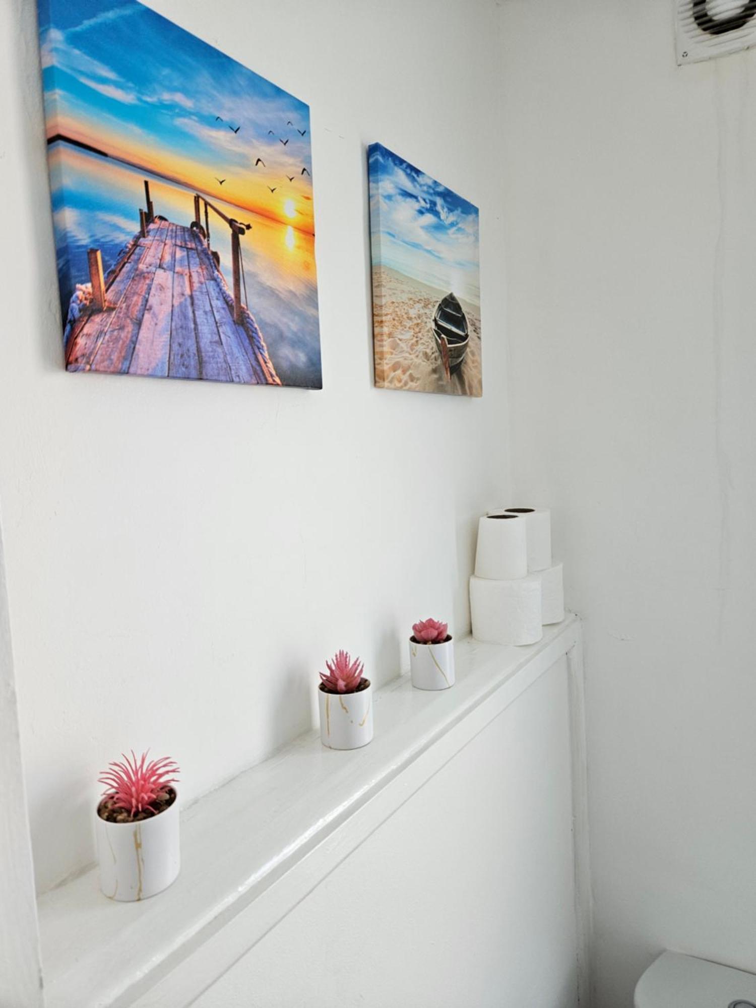 Apartment Tiny Studio, 30 Min To St. Pancras, North *