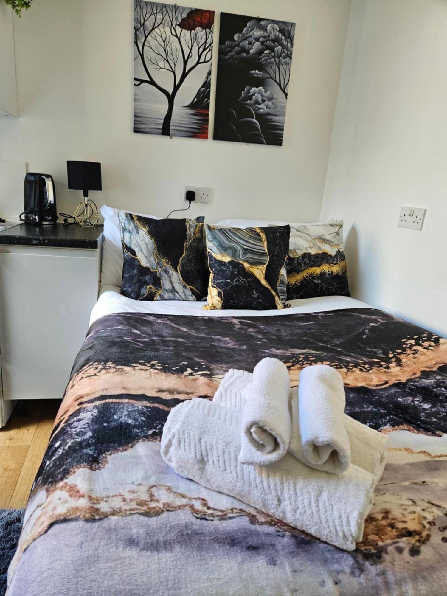 Tiny Studio, 30 Min To St. Pancras, North