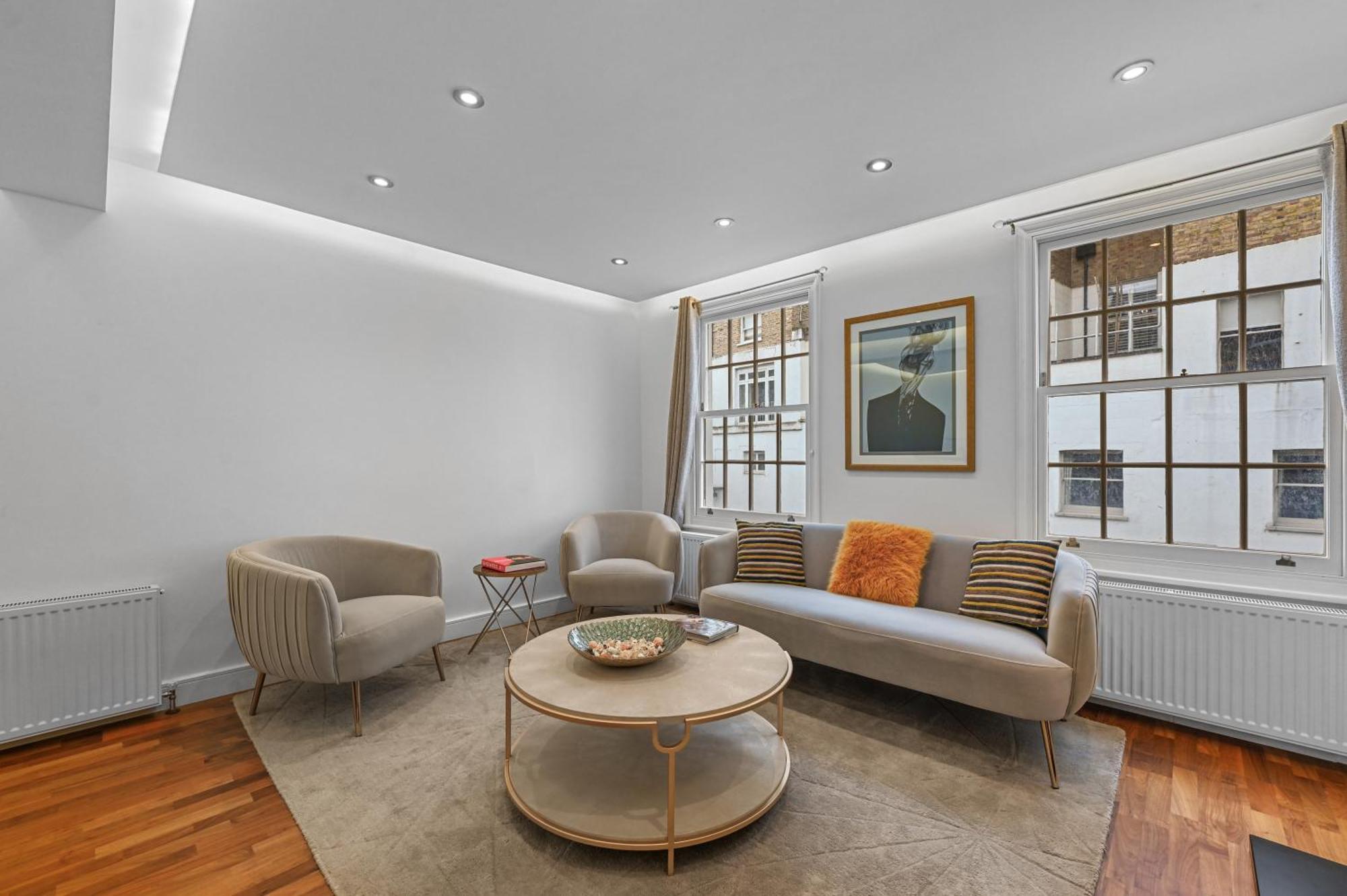 Knightsbridge 3 Bedroom 1 Minute Harrods London