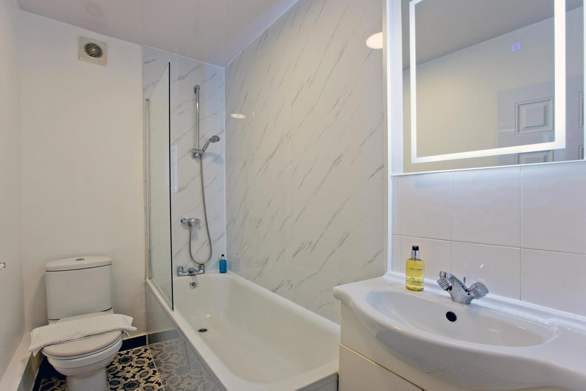 Apartment Imperial Leinster Garden London