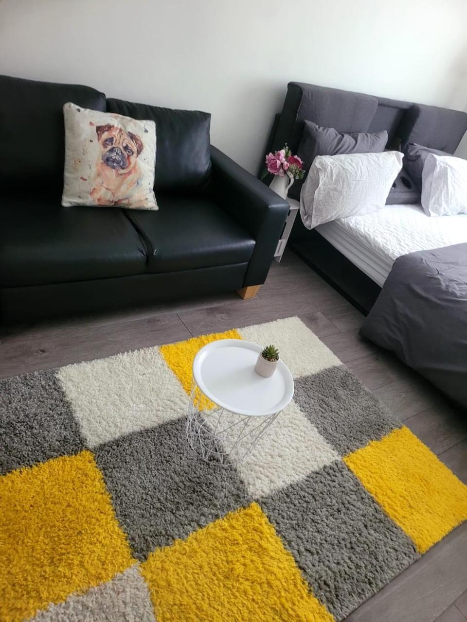 Privatunterkunft Simplyguests *