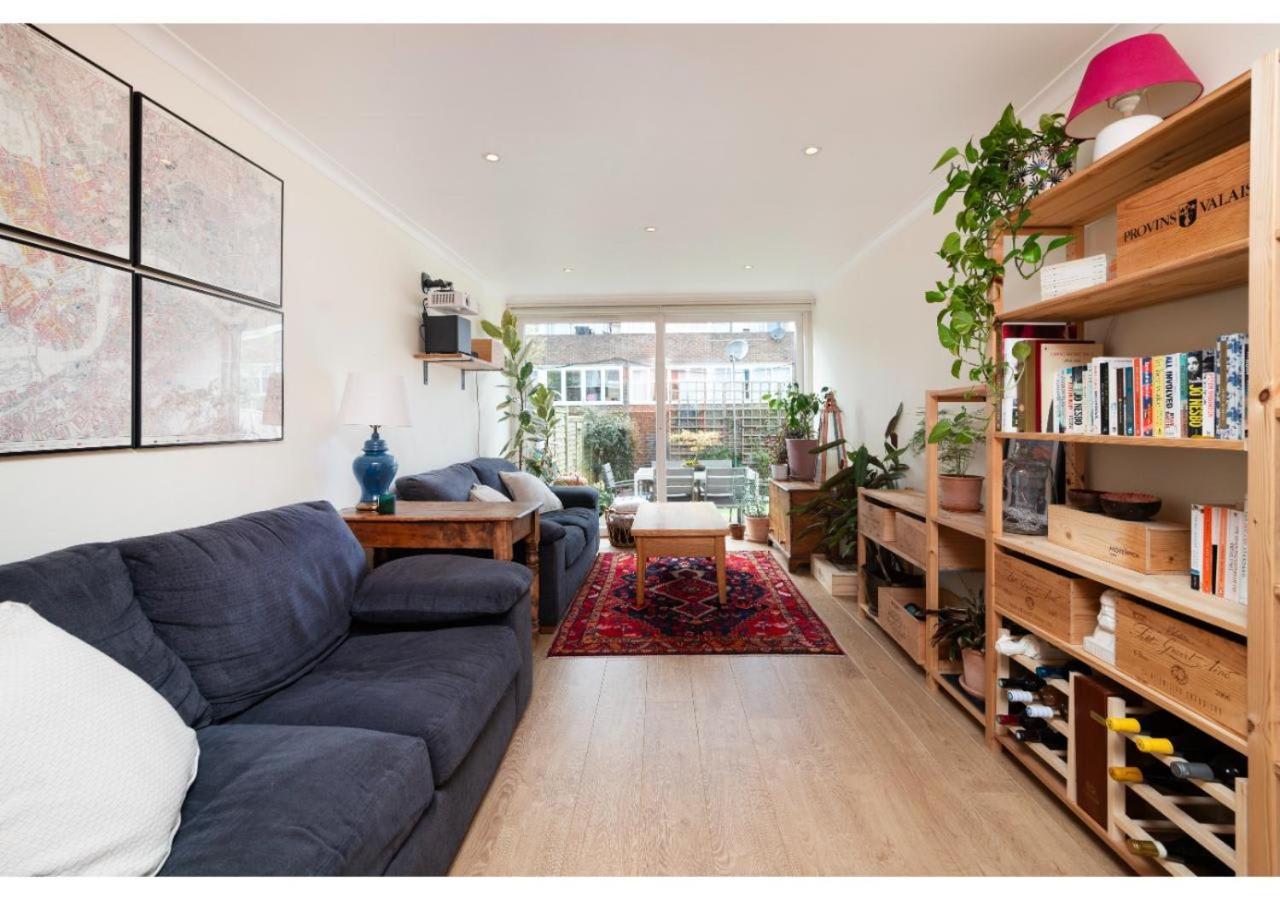 Chic 3-br Welll Located In Islington London