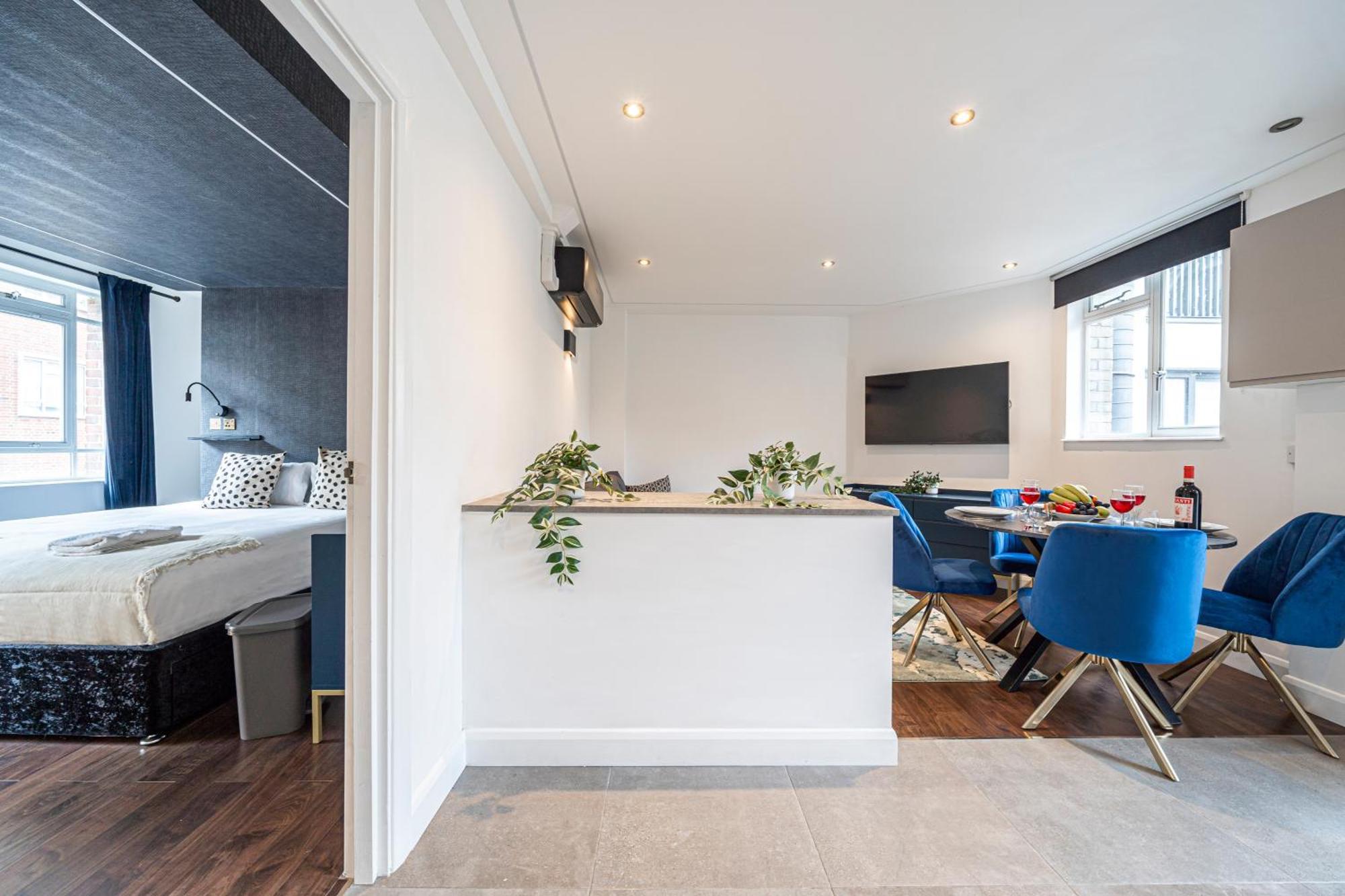 Apartment At Whitfield Street London