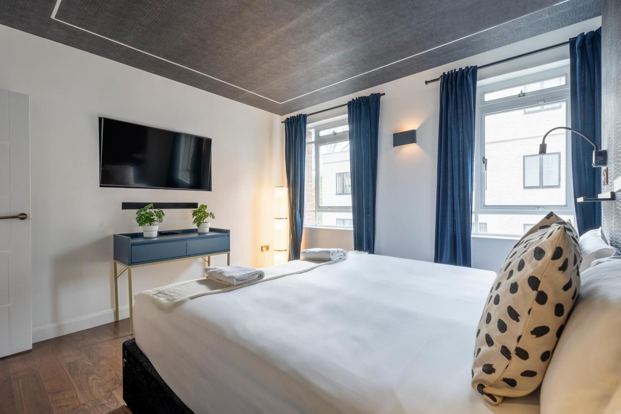 Apartment At Whitfield Street London