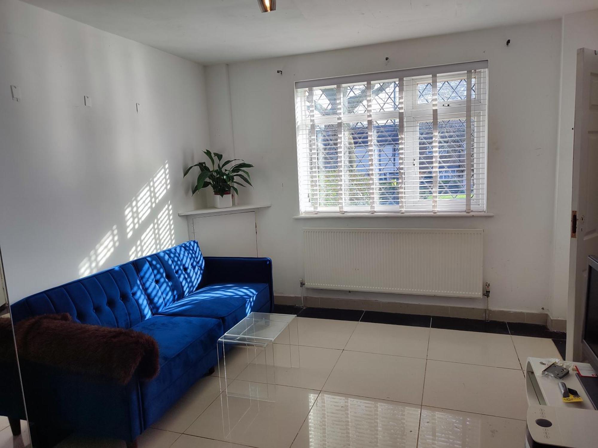 Apartment Bright And Spacious Studio Flat *