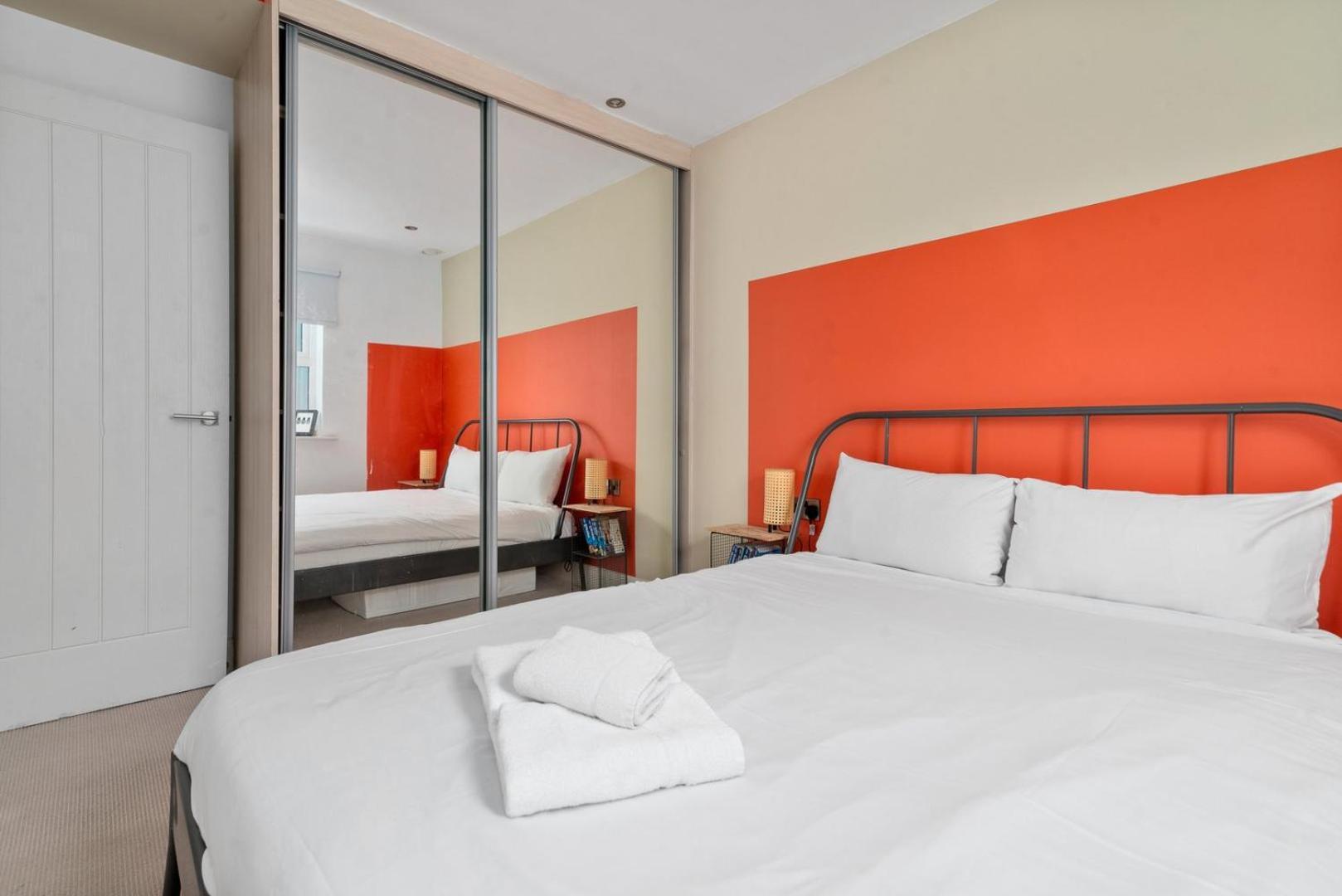 Apartment Guestready - Artsy Penthouse In Heart Of The