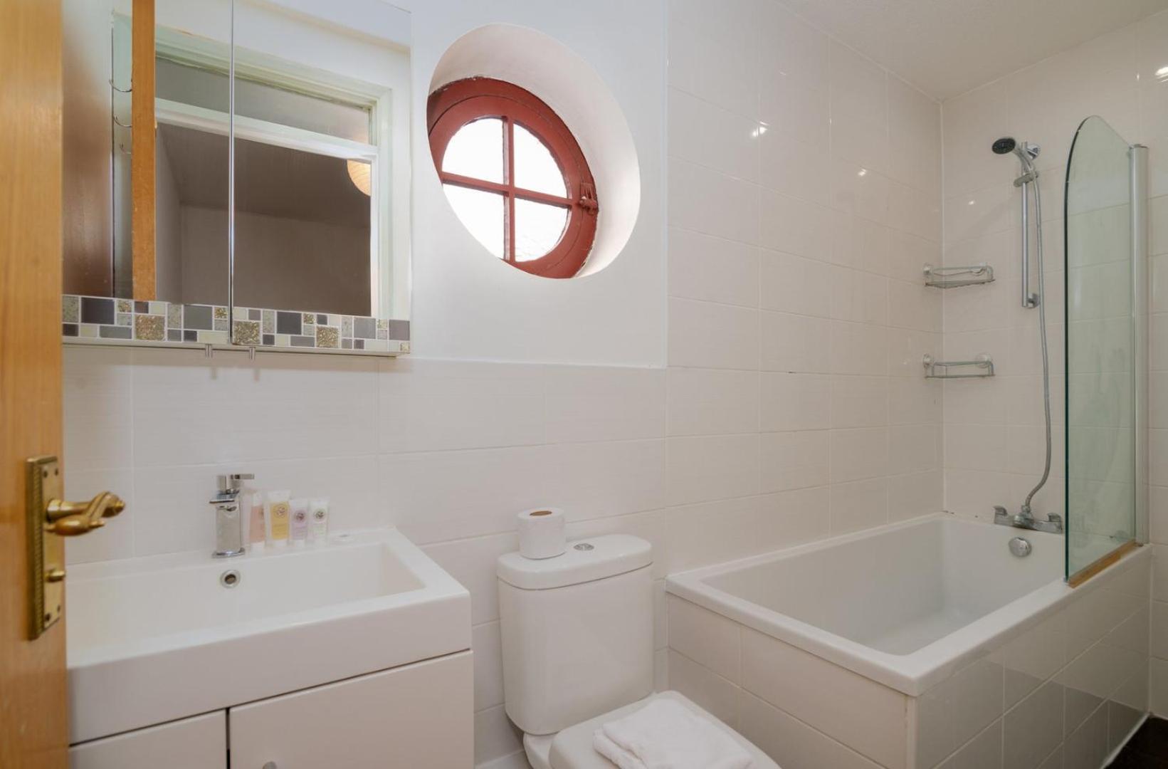 Guest house Guestready - 4br In Surrey Quays Canada Water