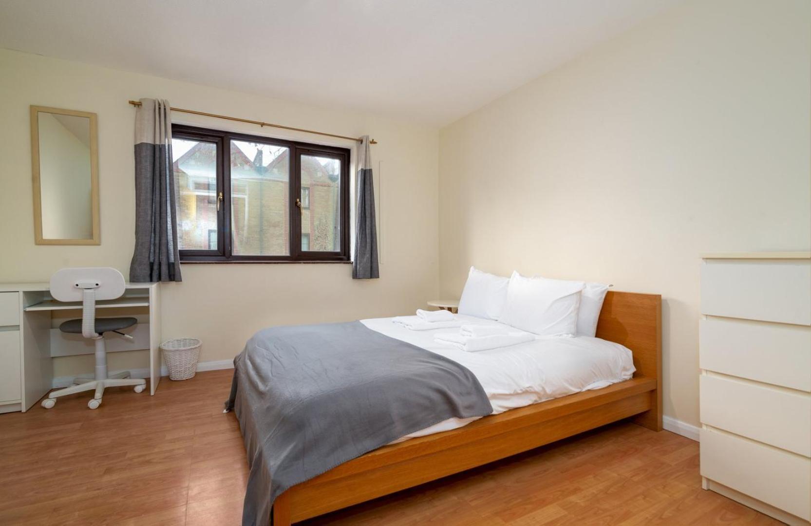 Guest house Guestready - 4br In Surrey Quays Canada Water *