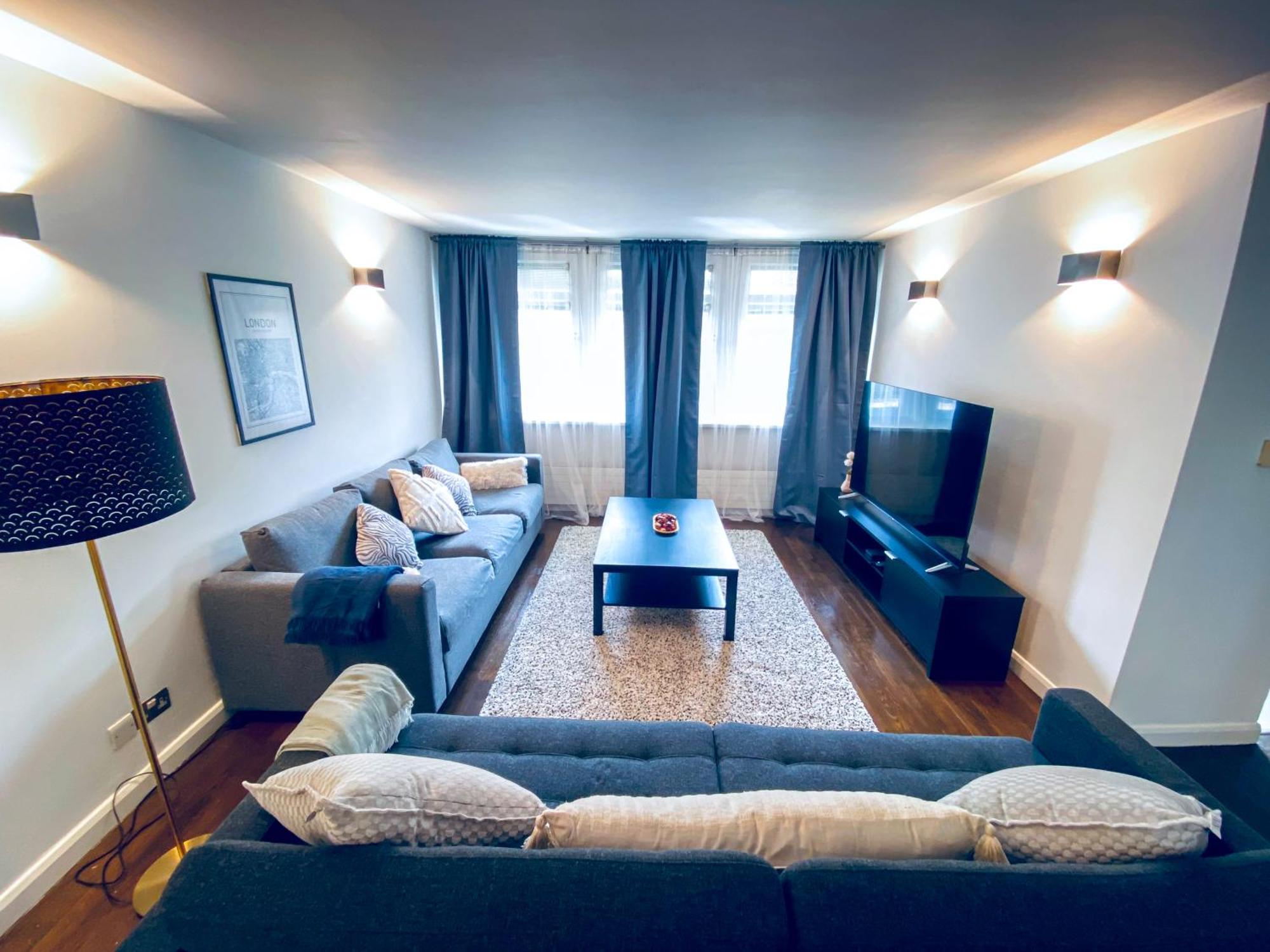 Apartment 3 Bedroom Flat With Sauna 2,5 Bath, Sloane Square, Chelsea, London