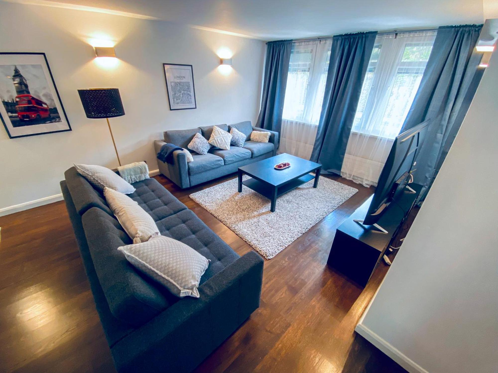 Apartment 3 Bedroom Flat With Sauna 2,5 Bath, Sloane Square, Chelsea,
