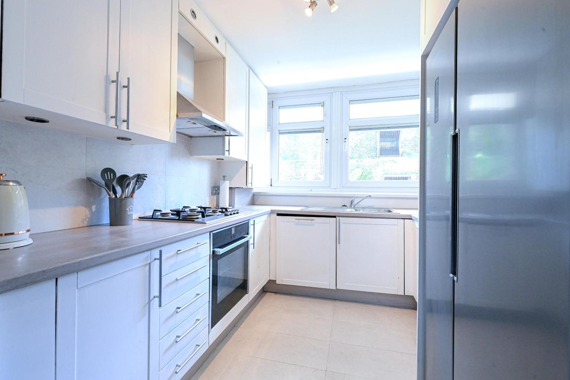 Apartment 3 Bedroom Flat With Sauna 2,5 Bath, Sloane Square, Chelsea,