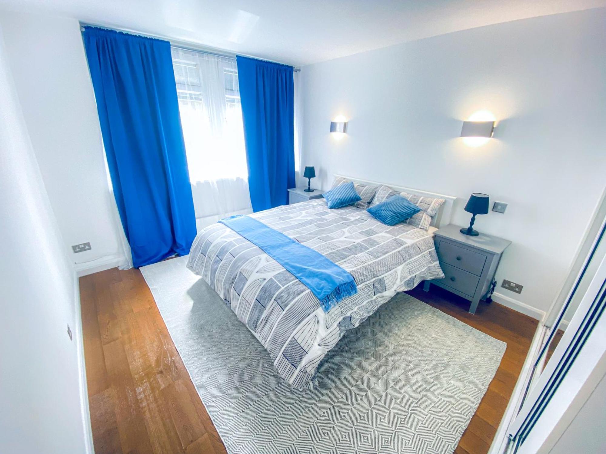 Apartment 3 Bedroom Flat With Sauna 2,5 Bath, Sloane Square, Chelsea,