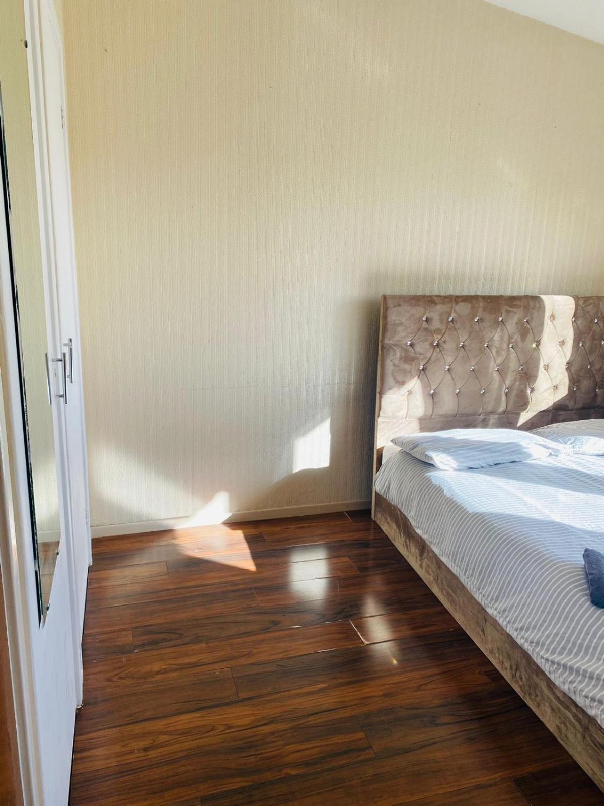 Guest house Buckingham