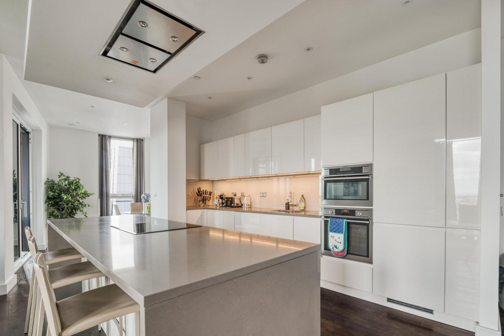 Stunning 360º View Luxurious Penthouse *