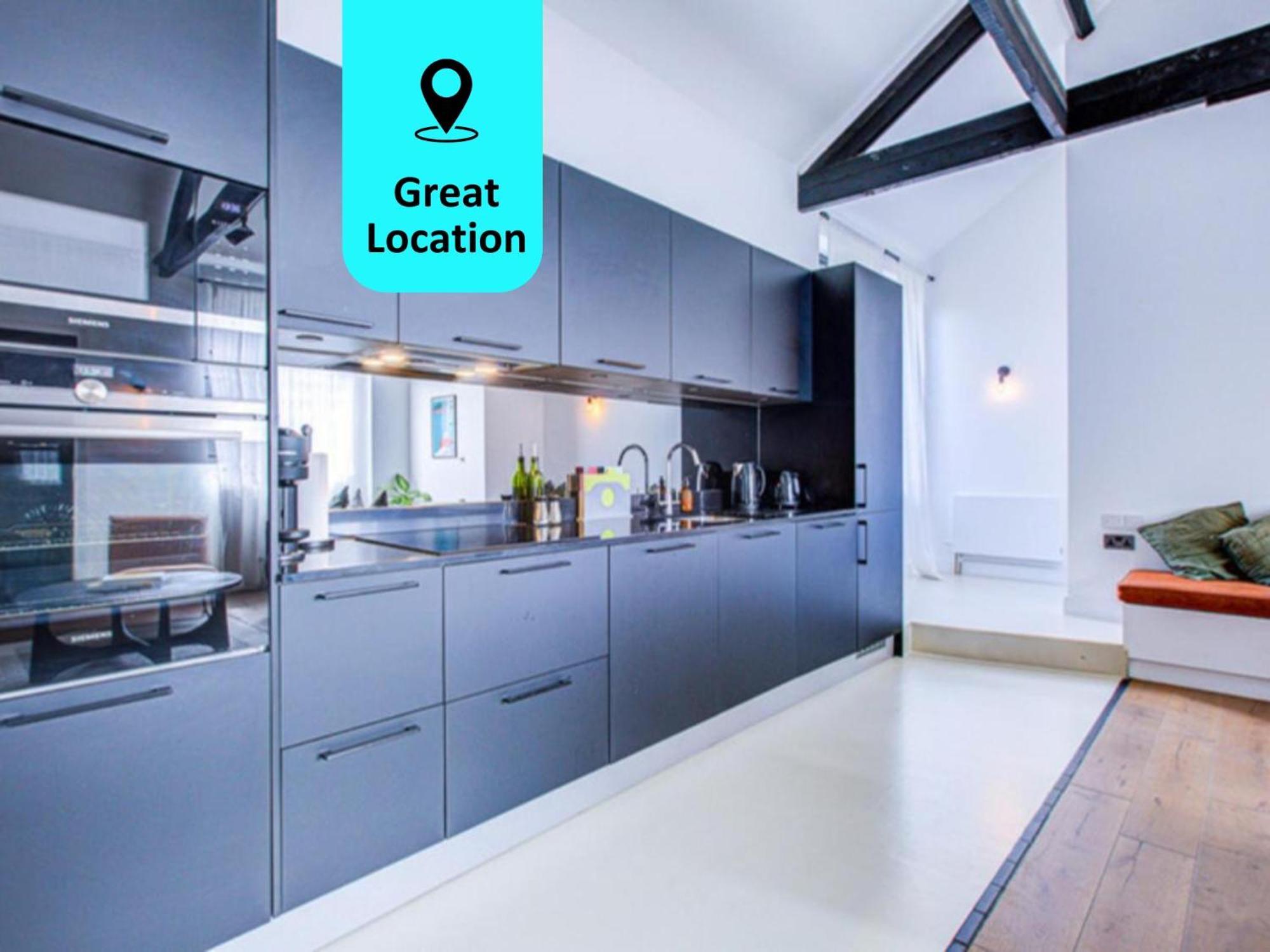 Apartamento Stylish 1br Unit, Super Fast Internet, Gated Complex - Near Queen's Park! *