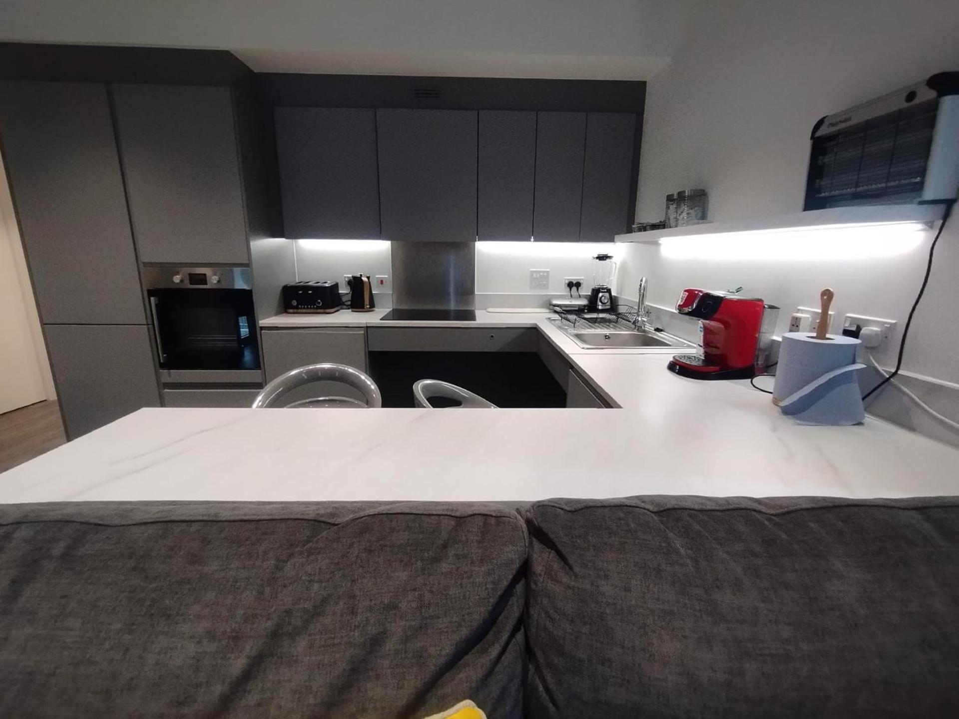 Apartment Charming 3-bed In