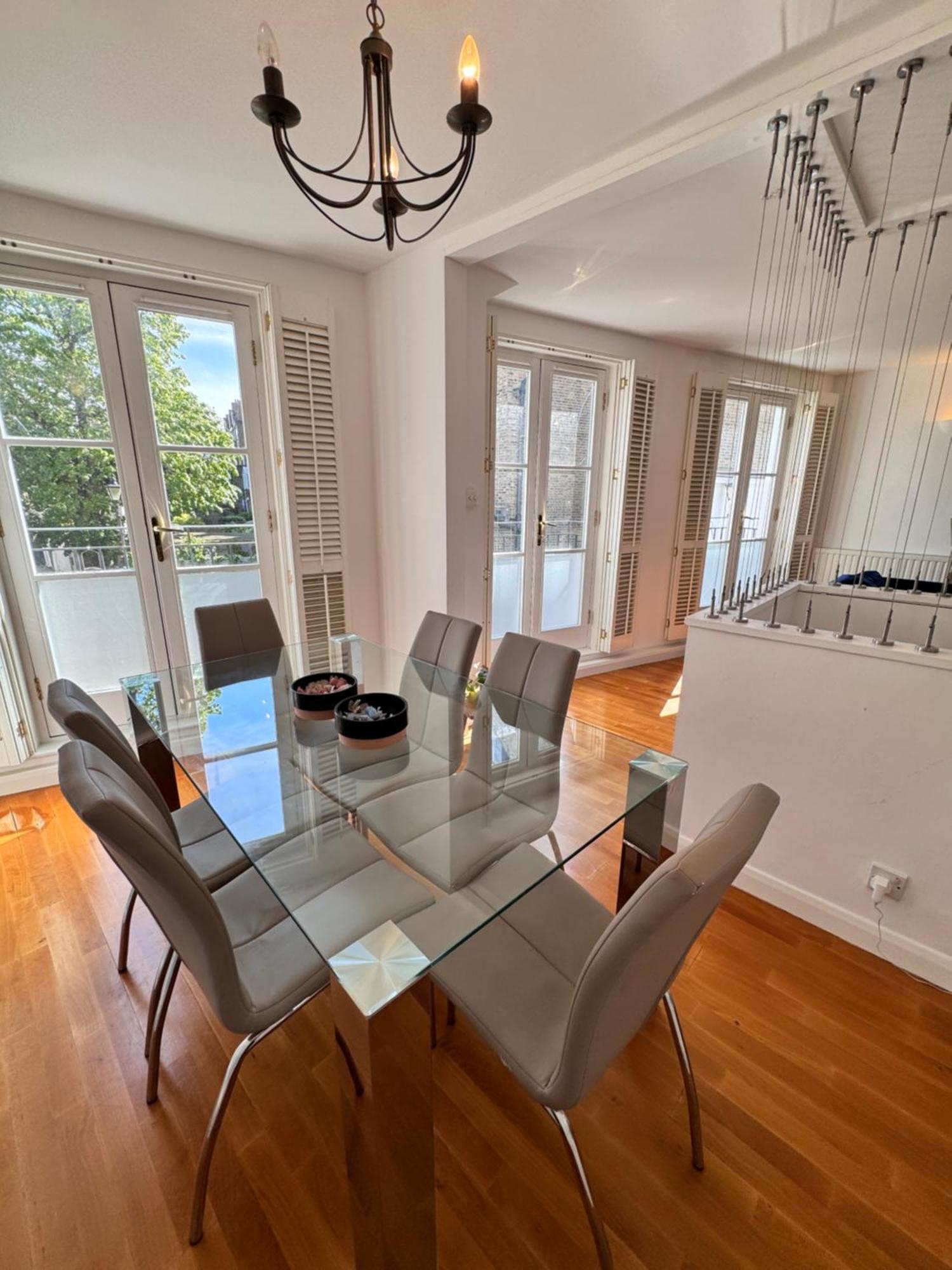 Kensington Mews Retreat: Hyde Park Hideaway *