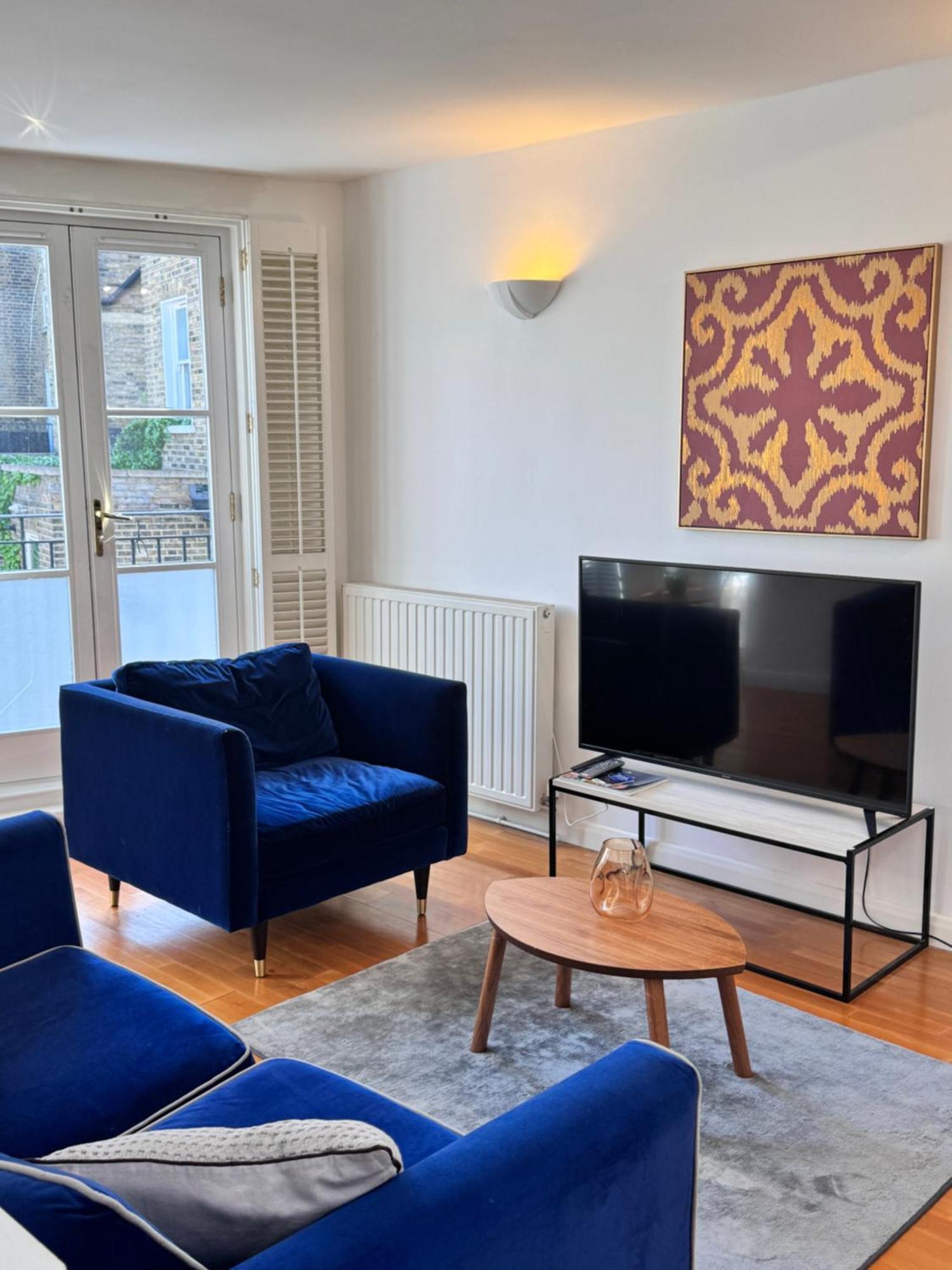 Kensington Mews Retreat: Hyde Park Hideaway *