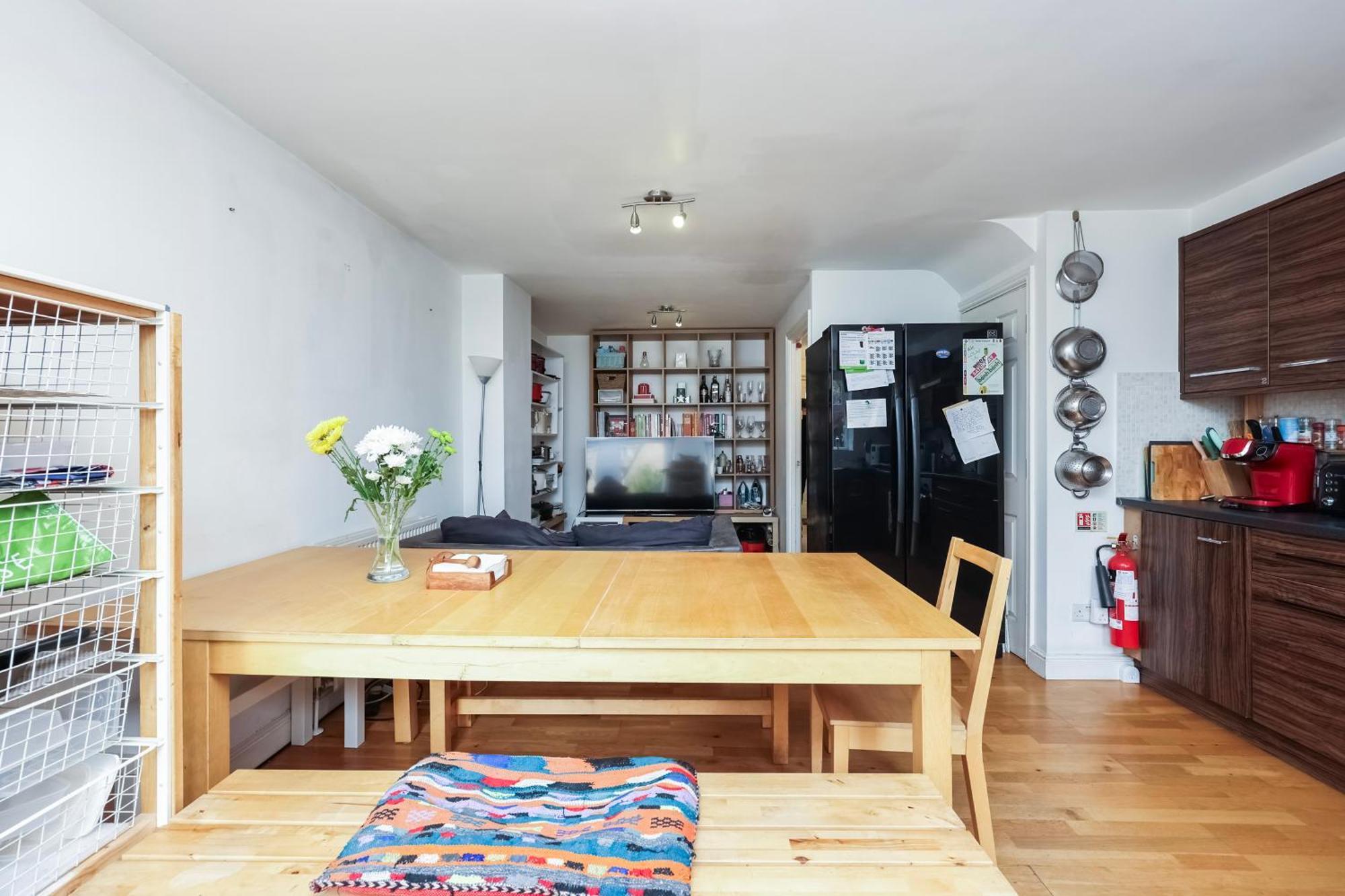 Apartment Double Rm And Ensuite In Clapham *