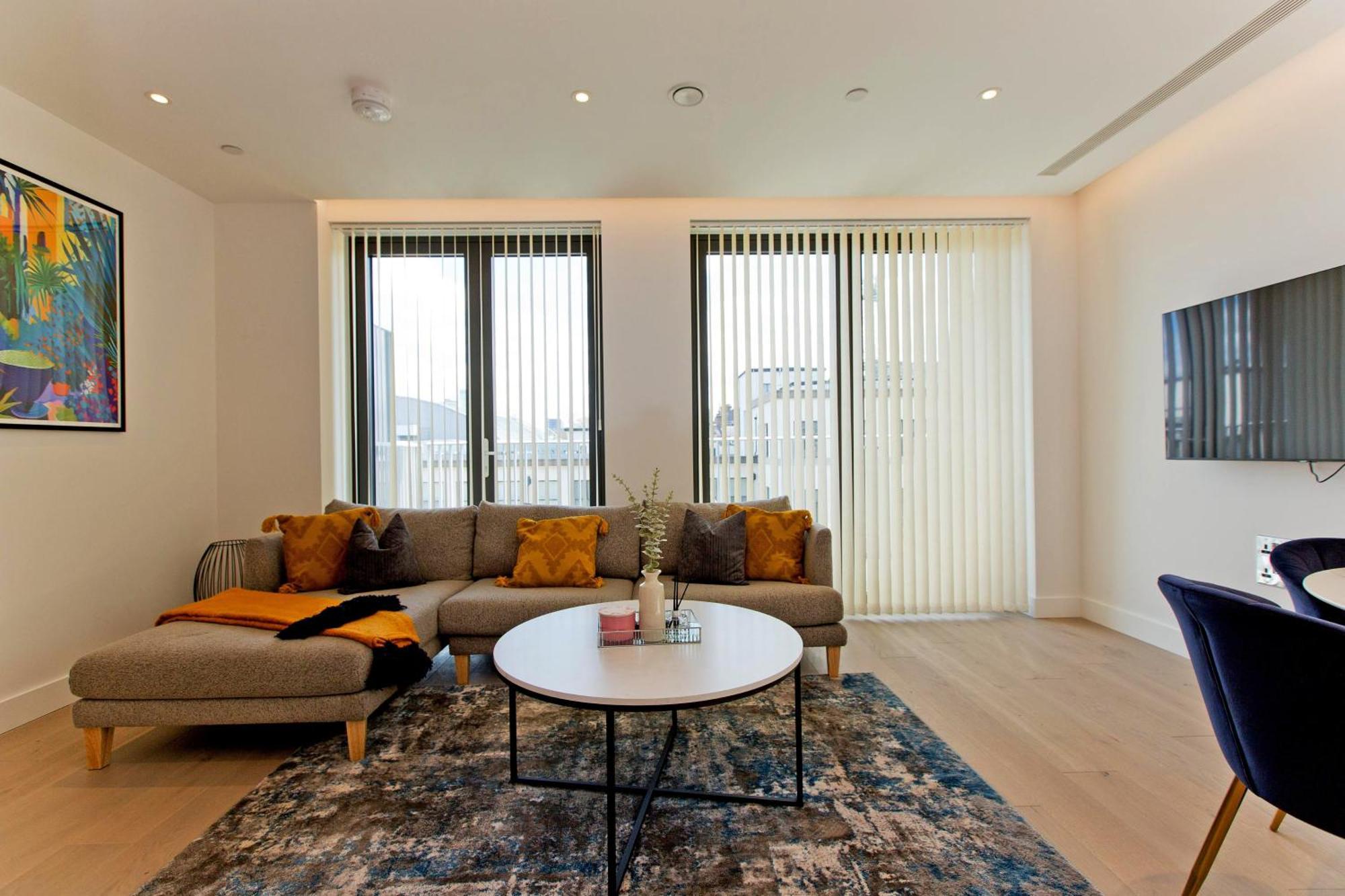 Luxury Retreat * London