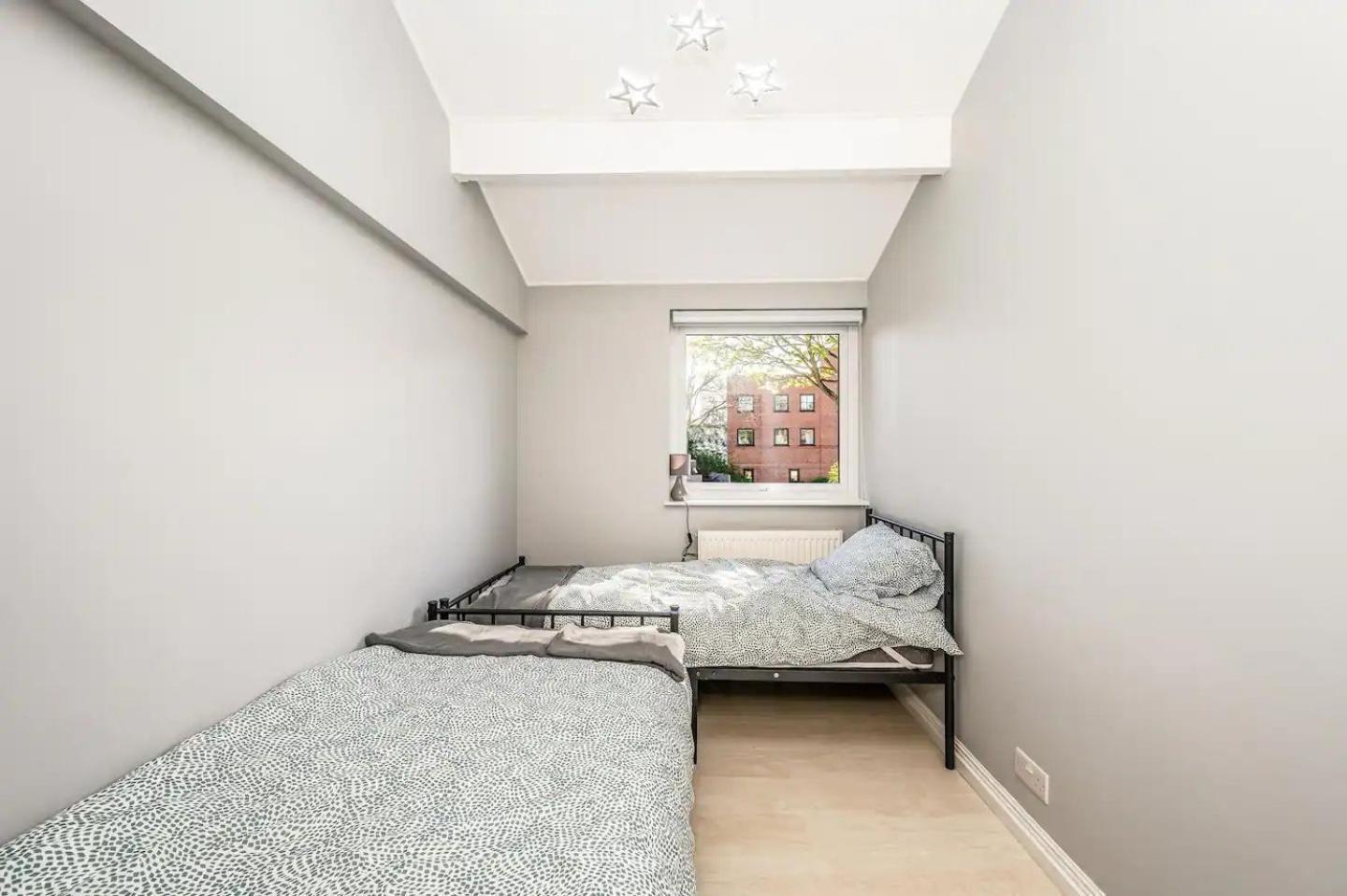 Holiday home Pass The Keys Stylish Gardenten Mins To London