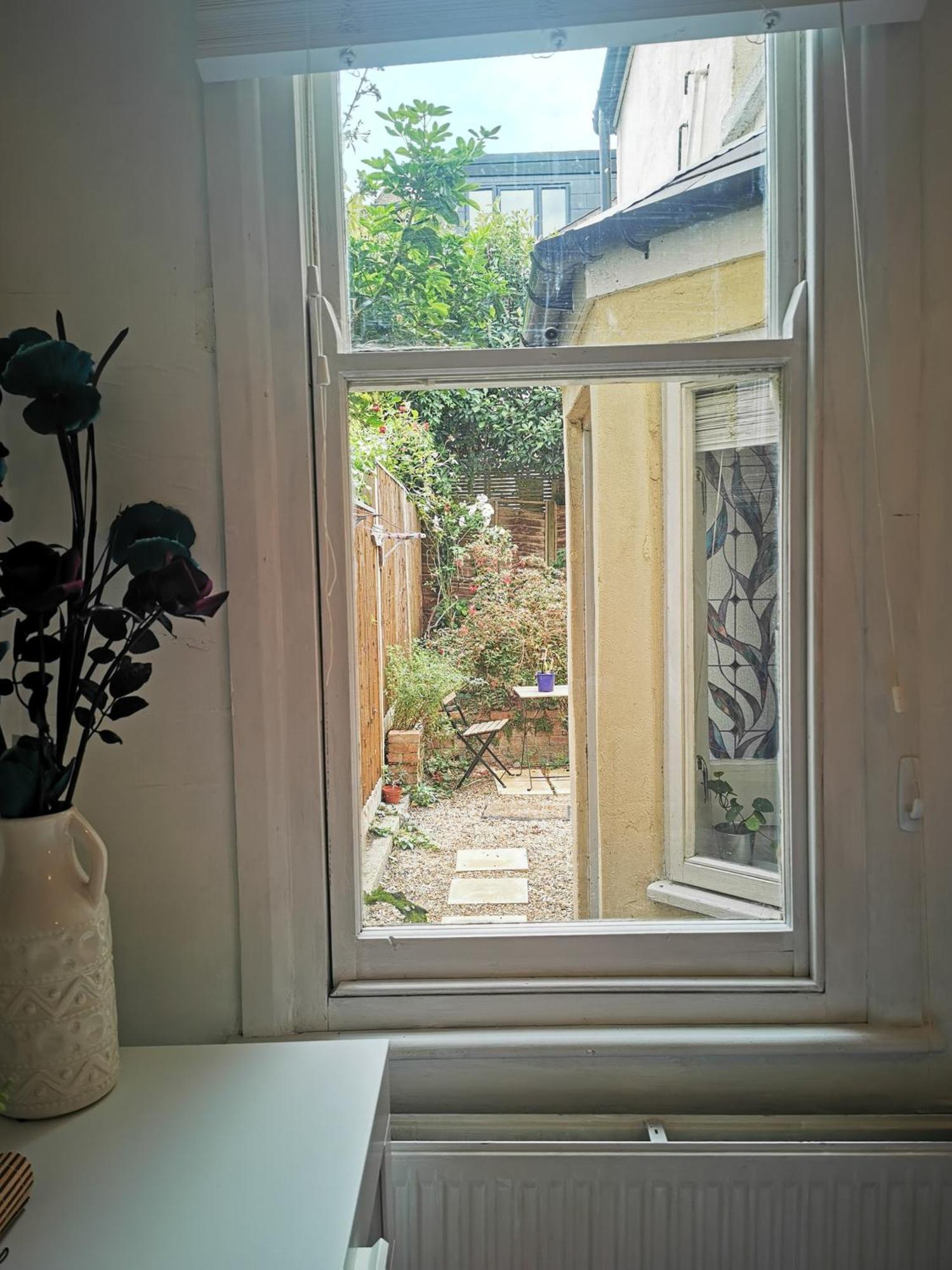 1-bed Victorian Gf In London