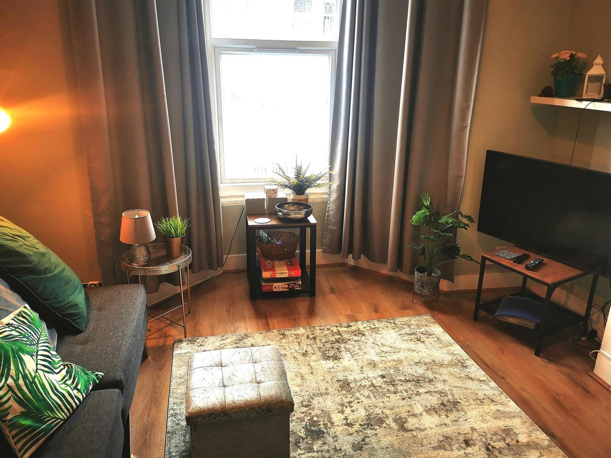1-bed Victorian Gf In * London