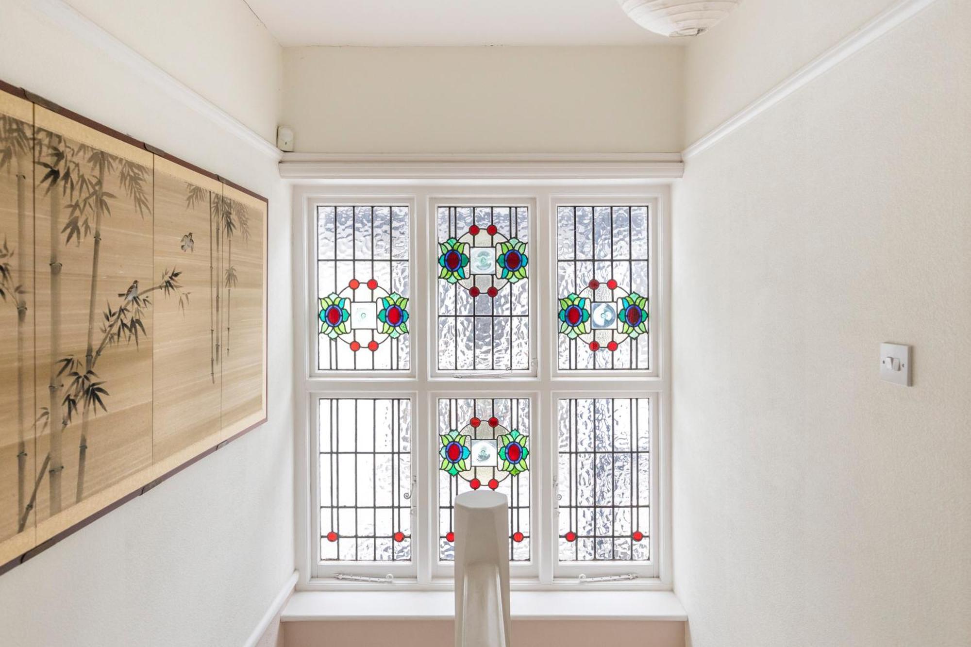 Ferienhaus 13-bed Gem, Opposite Tube Station Less Than 1 Min Walk *