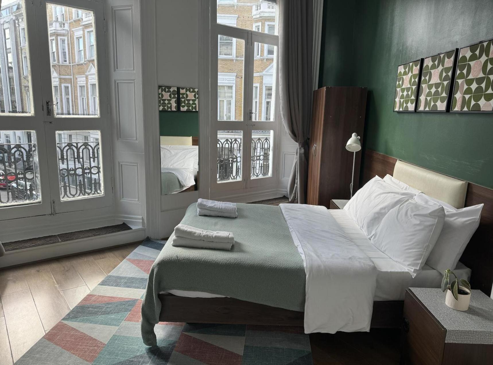 Apartment Charming Large With Balcony *