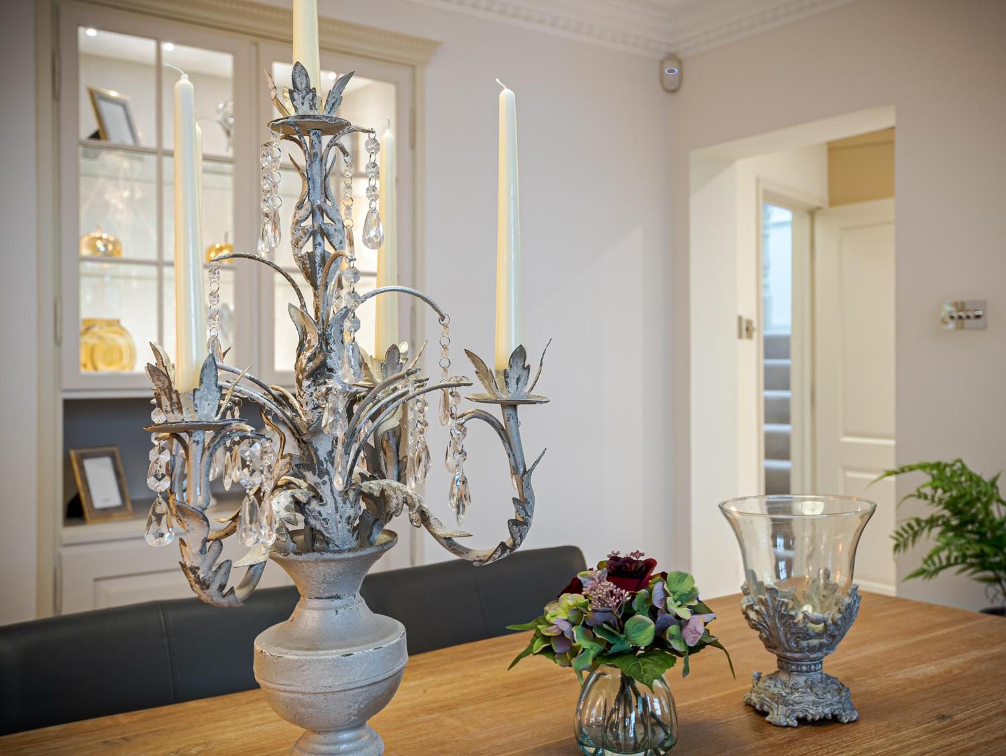 Modern 3 Bedroom Luxury House With Garage In Apartamento *