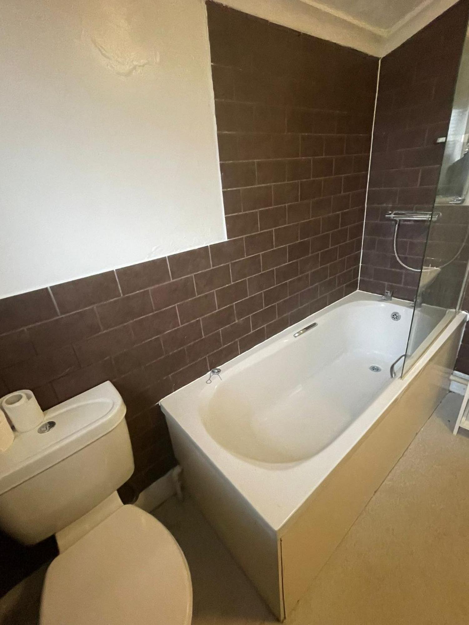 Nky Crystal 4 Bed House Apartment *
