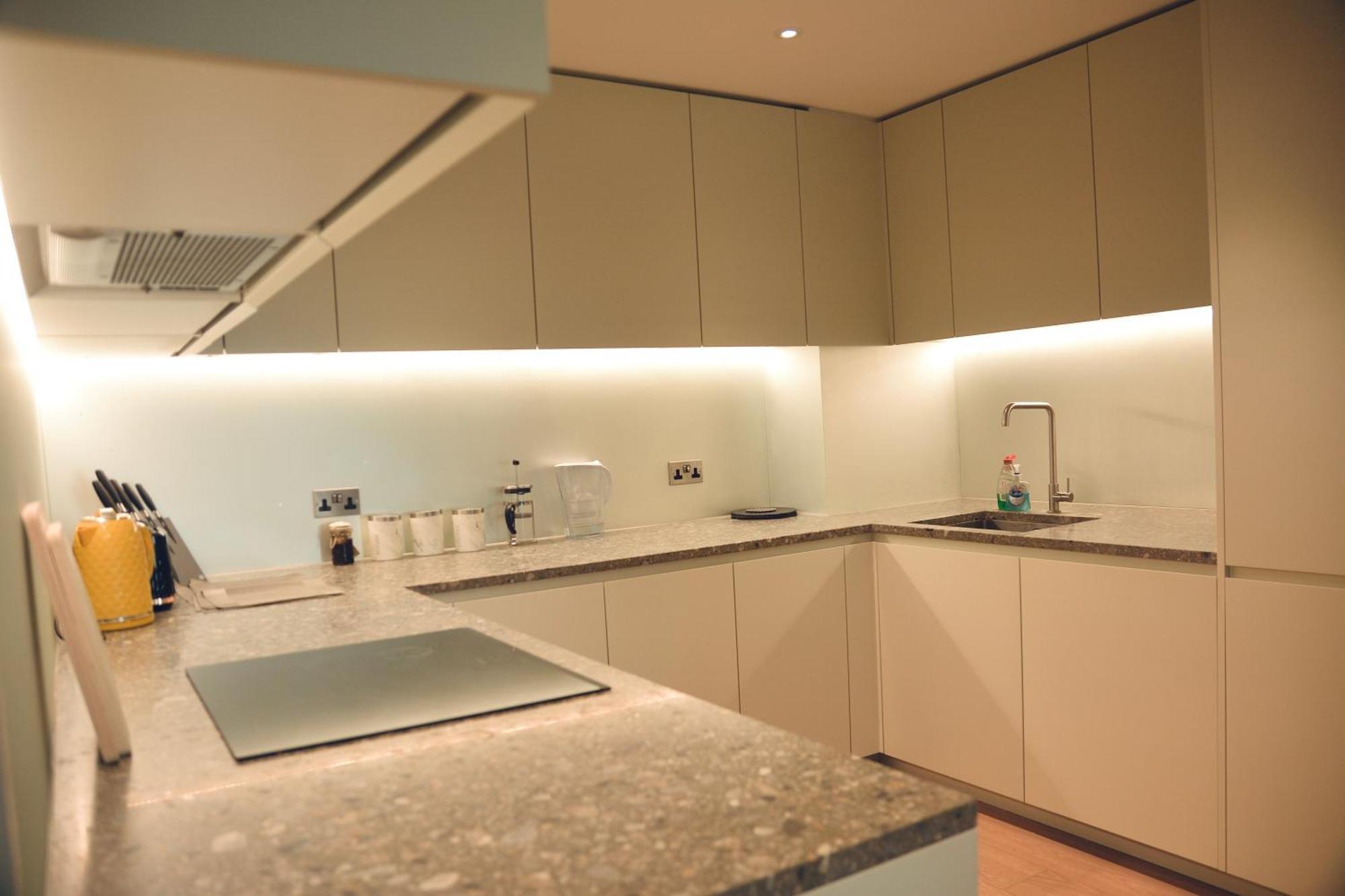 O2 Arena 2bedroom Flat, 05 Apartment London