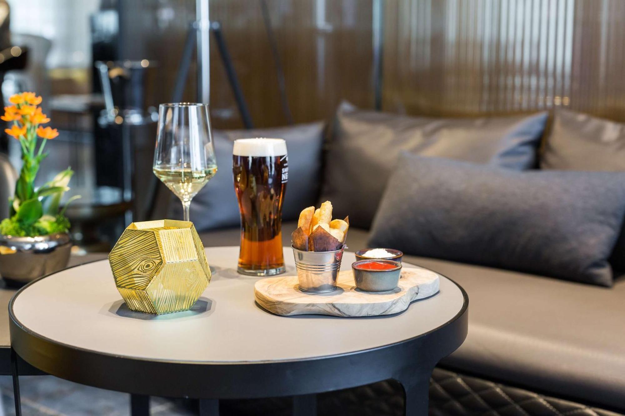 Park Plaza London, Park Royal London