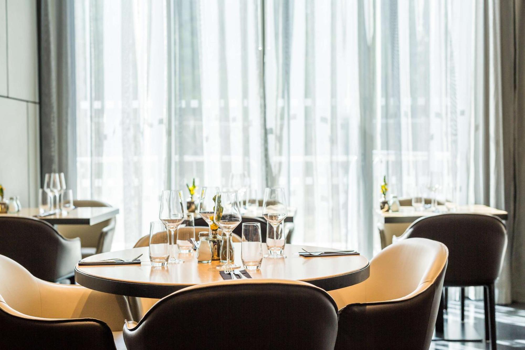 Park Plaza London, Park Royal 4*